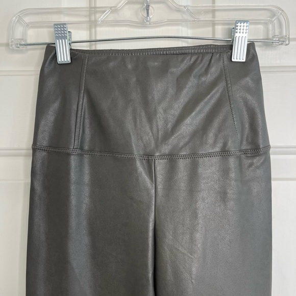 Aritzia Wilfred High-rise Skinny Long Vegan Daria Leggings XS - Picture 6 of 14